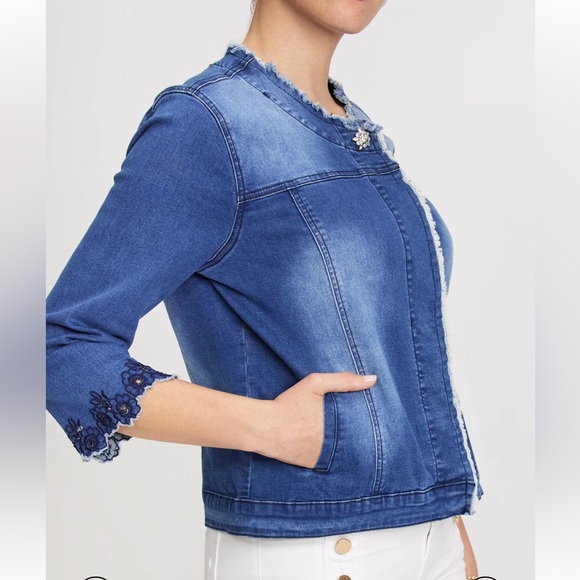 Frayed edge denim jacket with jewel detail - Laura - size 14 - Picture 3 of 13